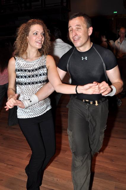 min 2013 12 01 station danse 080